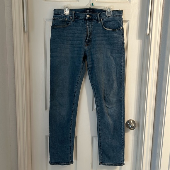 GAP‎ Men’s Athletic Fit Jeans Size 32x32 - Picture 1 of 7